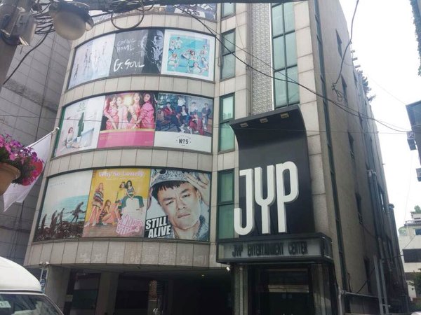 Top 4 câu chuyện bí ẩn 'rúng động' ở các công ty giải trí Hàn Quốc 3