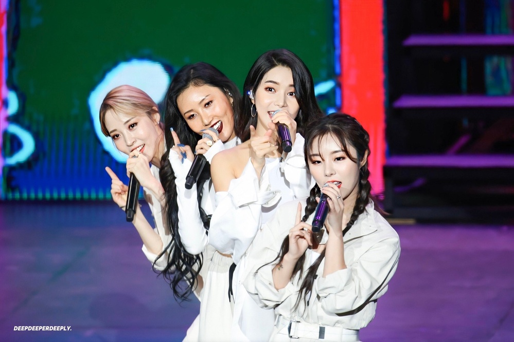4 nhóm Kpop không có thành phần fan only: FC BTS, MAMAMOO vẫn thua kém FC ‘13 chàng trai’ 7 4 nhóm Kpop không có thành phần fan only: FC BTS, MAMAMOO vẫn thua kém FC ‘13 chàng trai’ 7