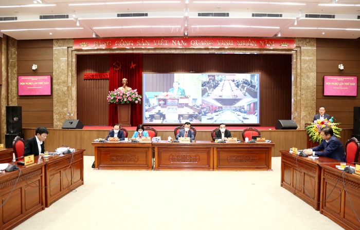 Phó Bí thư Thành ủy Nguyễn Văn Phong phát biểu tại hội nghị Phó Bí thư Thành ủy Nguyễn Văn Phong phát biểu tại hội nghị