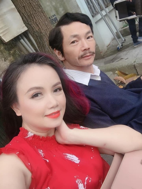 Showbiz 24h: Lệ Quyên khoe dáng 'bạo' ngày đầu năm, 'cô Xuyến' Hoàng Yến lộ thỏa thuận ở rể ‘cực sốc’ - Ảnh 3 Showbiz 24h: Lệ Quyên khoe dáng 'bạo' ngày đầu năm, 'cô Xuyến' Hoàng Yến lộ thỏa thuận ở rể ‘cực sốc’ - Ảnh 3