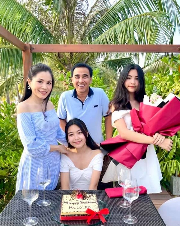 Lọ Lem và Hạt Dẻ - Con gái Quyền Linh. Ảnh: FBNV Lọ Lem và Hạt Dẻ - Con gái Quyền Linh. Ảnh: FBNV