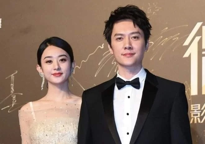 Showbiz 24h: Tự Long thành nạn nhân của chiêu thức lừa đảo, Song Hye Kyo lộ bằng chứng có tình mới - Ảnh 1 Showbiz 24h: Tự Long thành nạn nhân của chiêu thức lừa đảo, Song Hye Kyo lộ bằng chứng có tình mới - Ảnh 1