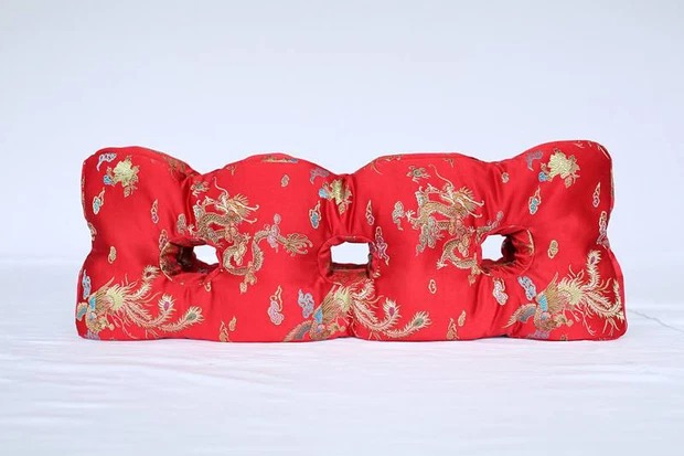 Cung nữ trộm gối của Từ Hi Thái hậu giấu đi, 64 năm sau con cháu rạch gối thấy bí mật rúng động - Ảnh 2