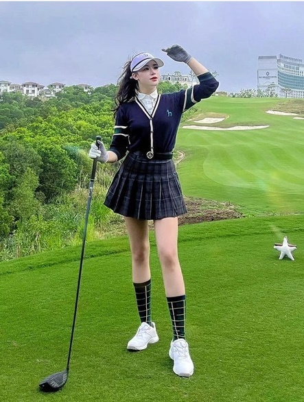Golfer chỉ cách ‘tiền ít vẫn hít thơm’: Chơi golf theo kiểu người nghèo thì hết bao nhiêu? - Ảnh 2 Golfer chỉ cách ‘tiền ít vẫn hít thơm’: Chơi golf theo kiểu người nghèo thì hết bao nhiêu? - Ảnh 2