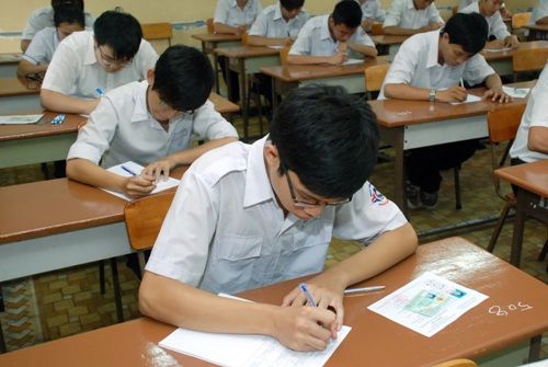 Kỳ thi tuyển sinh vào lớp 10 tại Hà Nội đang là vấn đề được nhiều học sinh, phụ huynh quan tâm Kỳ thi tuyển sinh vào lớp 10 tại Hà Nội đang là vấn đề được nhiều học sinh, phụ huynh quan tâm