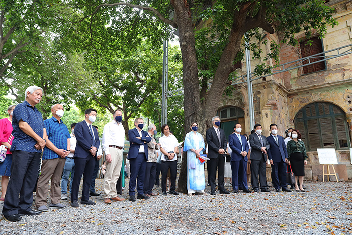 Đại biểu và quan khách dự Lễ khởi công