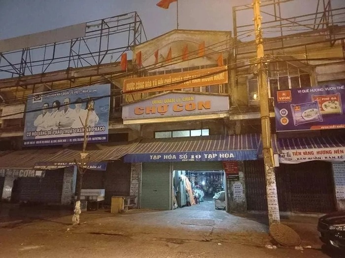 Khu vực Chợ Con - nơi con trăn dài 1,5m bị xổng chuồng từ nhà dân nuôi tự phát. Ảnh: Vietnamnet