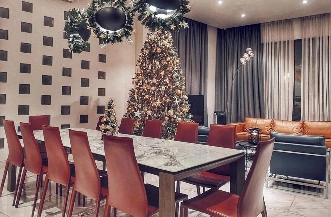 Những gia đình quyền lực showbiz Việt: Đông Nhi, Noo Phước Thịnh… có cơ ngơi khủng như thế nào? - Ảnh 6