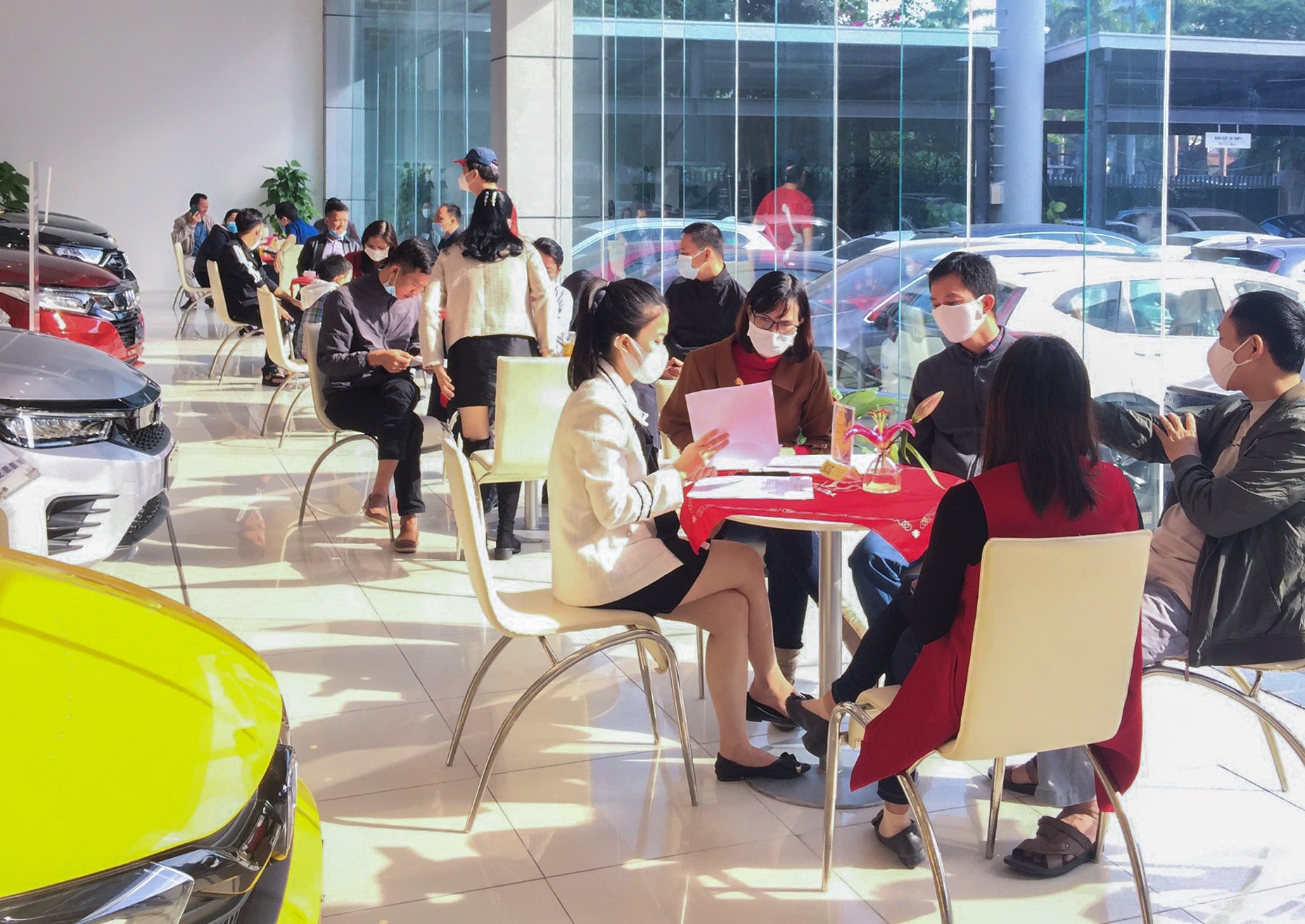 Tăng thời hạn gửi thông báo cảnh báo đăng kiểm ô tô lên 20 ngày