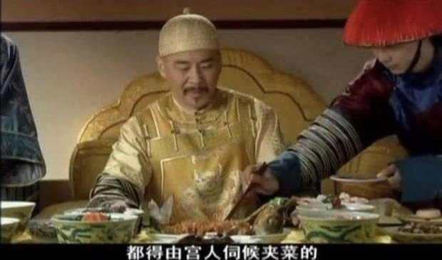 Hoàng đế nhà Thanh có bữa ăn gây choáng váng thế nào? Người ăn xa xỉ nhất lịch sử Trung Hoa lại là ‘bà’? 3