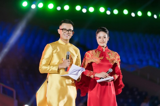 MC Đức Bảo - MC Phí Linh MC Đức Bảo - MC Phí Linh