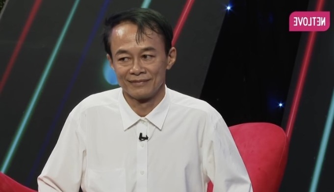 Quyền Linh đi mai mối, còn cho mượn cả nhà nếu kết hôn: Lí do đằng sau đẫm nước mắt - Ảnh 2 Quyền Linh đi mai mối, còn cho mượn cả nhà nếu kết hôn: Lí do đằng sau đẫm nước mắt - Ảnh 2