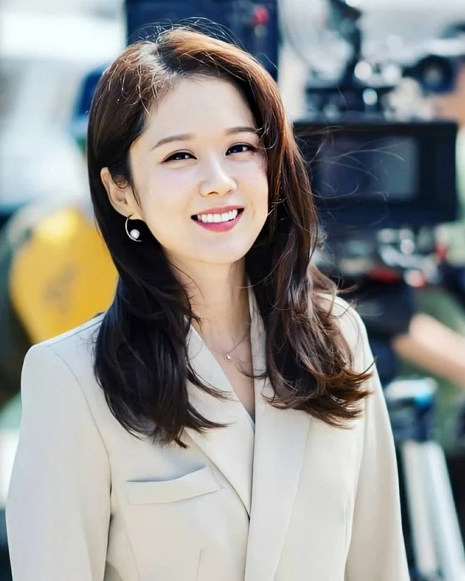 Giải trí showbiz 3/6: HH Thu Hoài gửi lời thâm ý tới Vy Oanh, Jang Nara tuyên bố kết hôn ở tuổi 41, Diva Mỹ Linh bị Covid-19 - Ảnh 2 Giải trí showbiz 3/6: HH Thu Hoài gửi lời thâm ý tới Vy Oanh, Jang Nara tuyên bố kết hôn ở tuổi 41, Diva Mỹ Linh bị Covid-19 - Ảnh 2