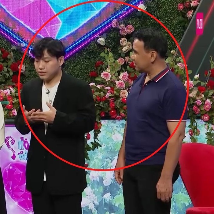 Chàng trai 30 mối tình 'thả thính' liên tục, nói lời yêu thương nhưng lại từ chối phũ đối tượng hẹn hò 2 Chàng trai 30 mối tình 'thả thính' liên tục, nói lời yêu thương nhưng lại từ chối phũ đối tượng hẹn hò 2