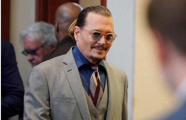 NSƯT Xuân Bắc bày tỏ... bất công khi nhiều bạn gái cũ lên tiếng bênh vực Johnny Depp - Ảnh 1 NSƯT Xuân Bắc bày tỏ... bất công khi nhiều bạn gái cũ lên tiếng bênh vực Johnny Depp - Ảnh 1