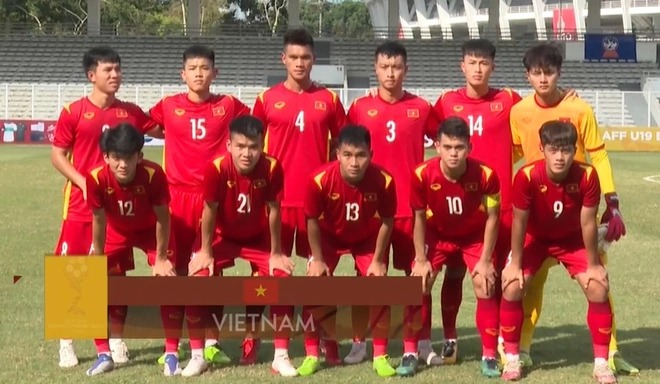 Đè bẹp Philippines, U19 Việt Nam vươn lên ngôi đầu bảng U19 ĐNÁ