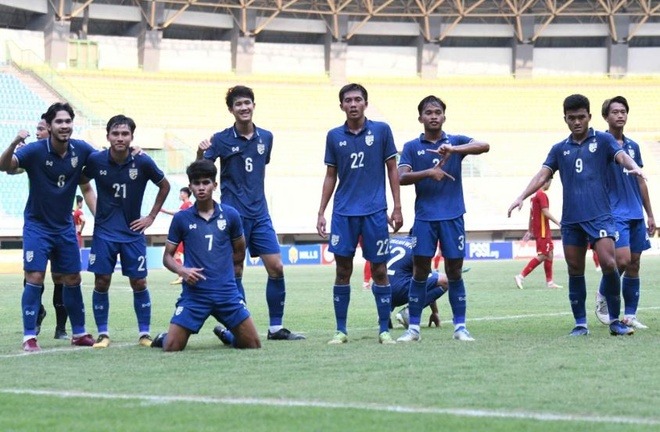 U19 Việt Nam giành tấm HCĐ sau màn đấu súng ghẹt thở trước U19 Thái Lan