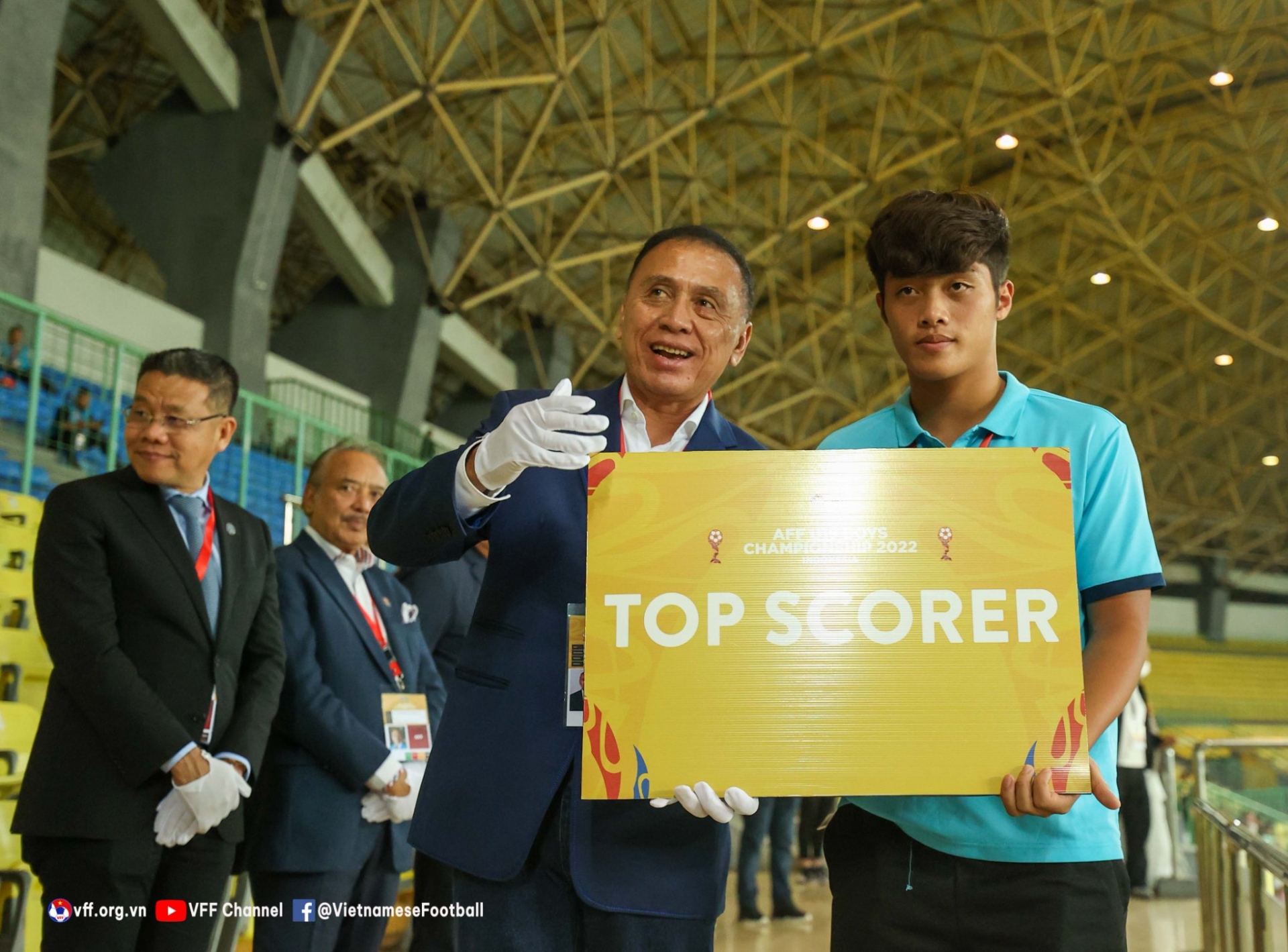 Tiền đạo U19 Việt Nam giành danh hiệu Vua phá lưới giải Đông Nam Á. Ảnh: VFF