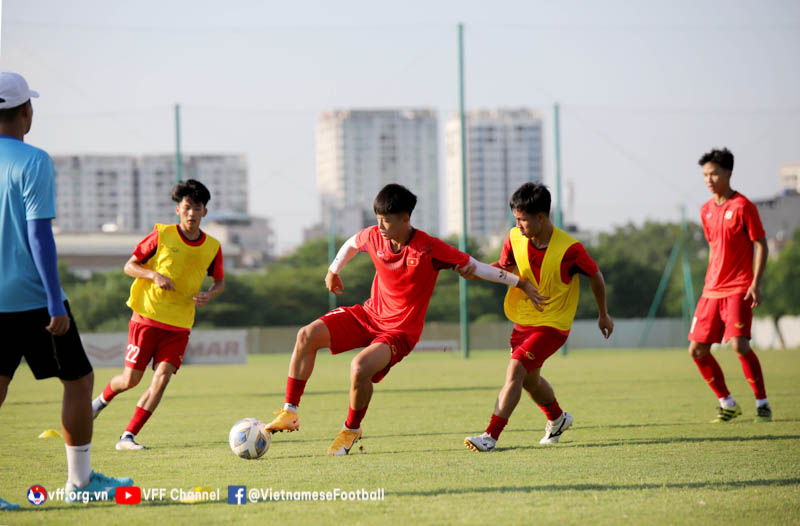 U19 Việt Nam tiếp tục bị chủ nhà Indonesia làm khó ở VL U20 châu Á