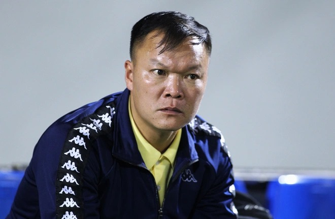 Cựu thủ môn ĐT Việt Nam từ chức trước thành tích bết bát của đội nhà