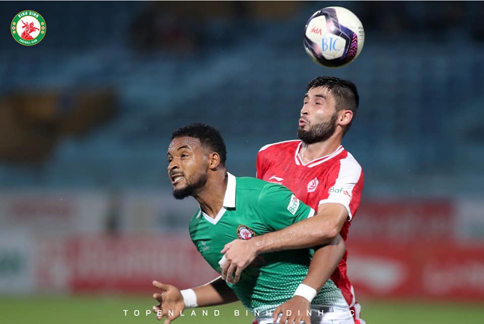 Bình Định thẳng tiến vào bán kết Cup Quốc gia, HLV Nguyễn Đức Thắng nói gì về Văn Lâm? - Ảnh 2