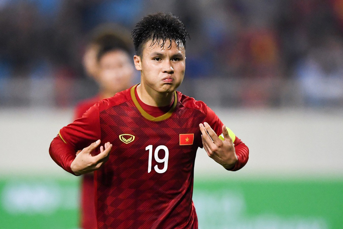 Quang Hải sẽ gặp khó nếu rời Pau FC để tham dự AFF Cup 2022. Ảnh: Internet