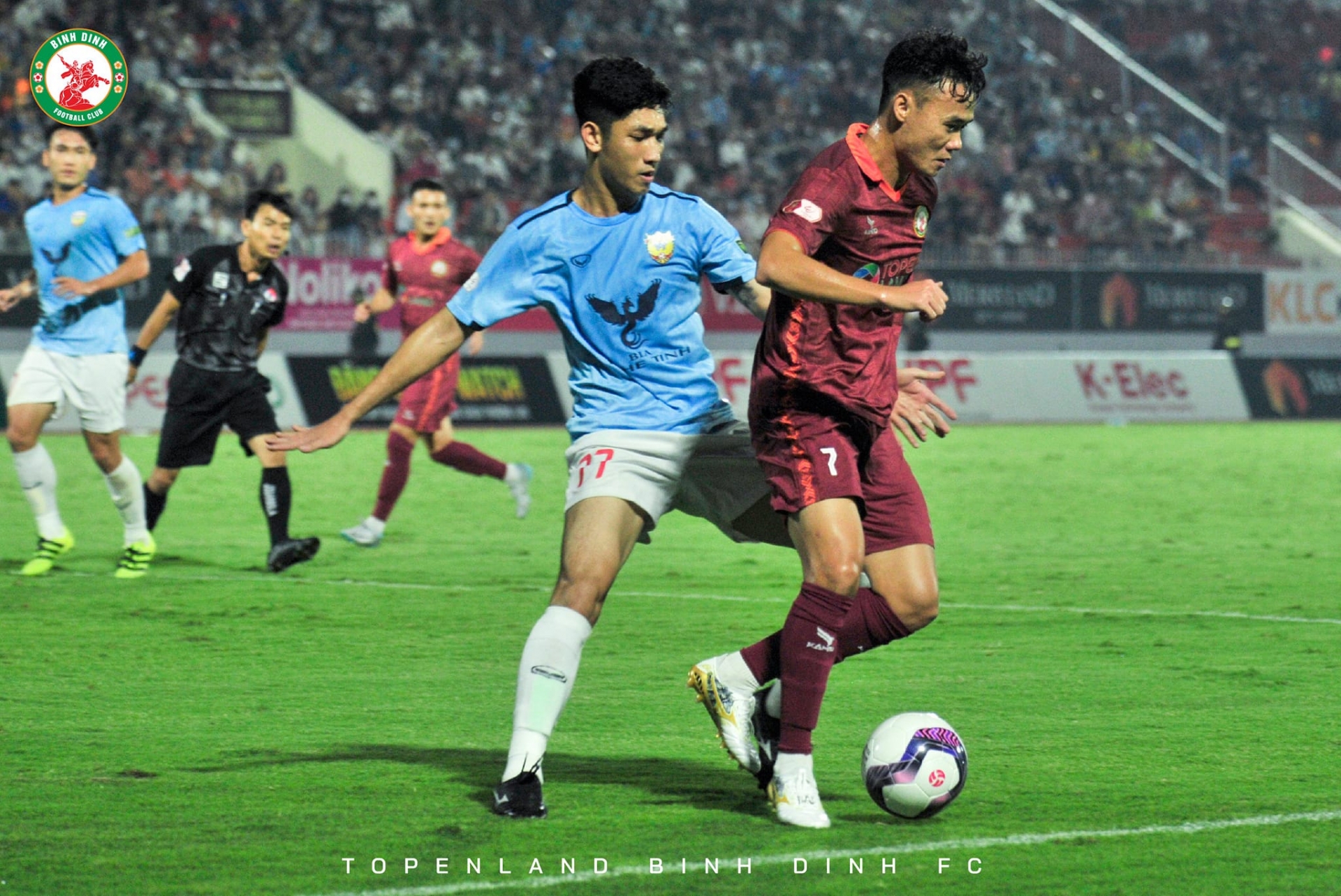 Đánh bại Hà Tĩnh, HLV Nguyễn Đức Thắng nói gì về mục tiêu phía trước? - Ảnh 1 Đánh bại Hà Tĩnh, HLV Nguyễn Đức Thắng nói gì về mục tiêu phía trước? - Ảnh 1