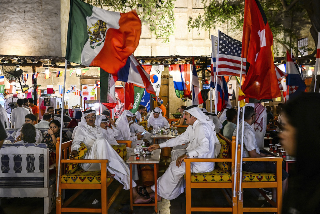 Chủ nhà Qatar mong chờ World Cup 2022 sẽ giúp giải quyết vấn nạn béo phì. Ảnh: Internet