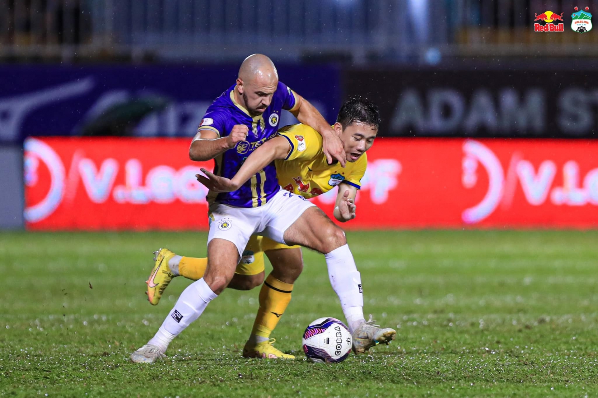 HAGL vất vả cầm hòa Hà Nội FC. Ảnh: CLB HAGL