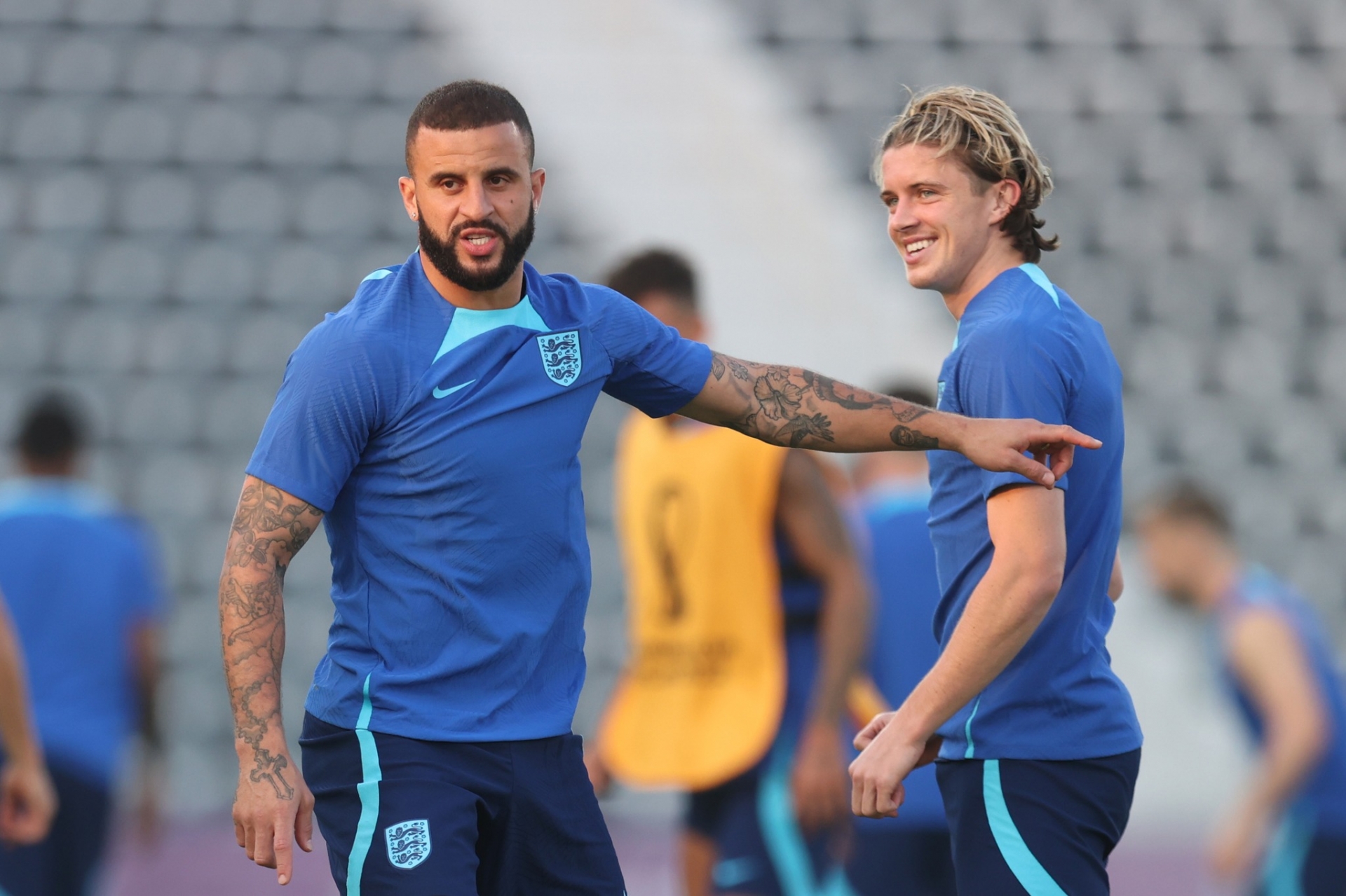 Kyle Walker (trái) không góp mặt ở trận gặp Iran. Ảnh: Internet