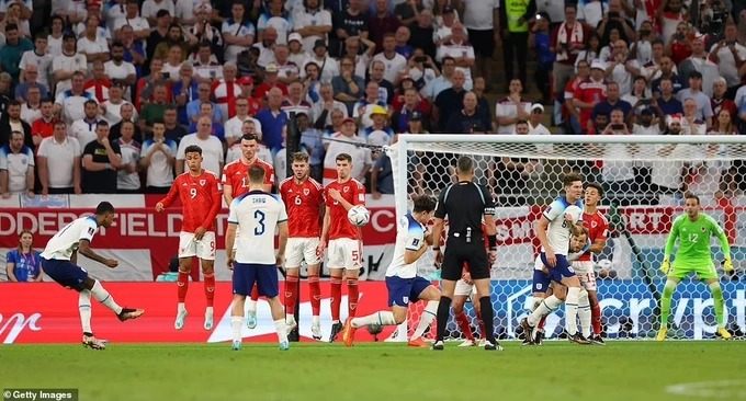 Marcus Rashford lập siêu phẩm đá phạt. Ảnh: Internet