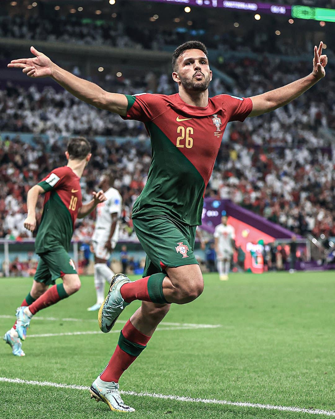 Người thay thế Ronaldo lập hat-trick lịch sử tại World Cup là ai? - Ảnh 5