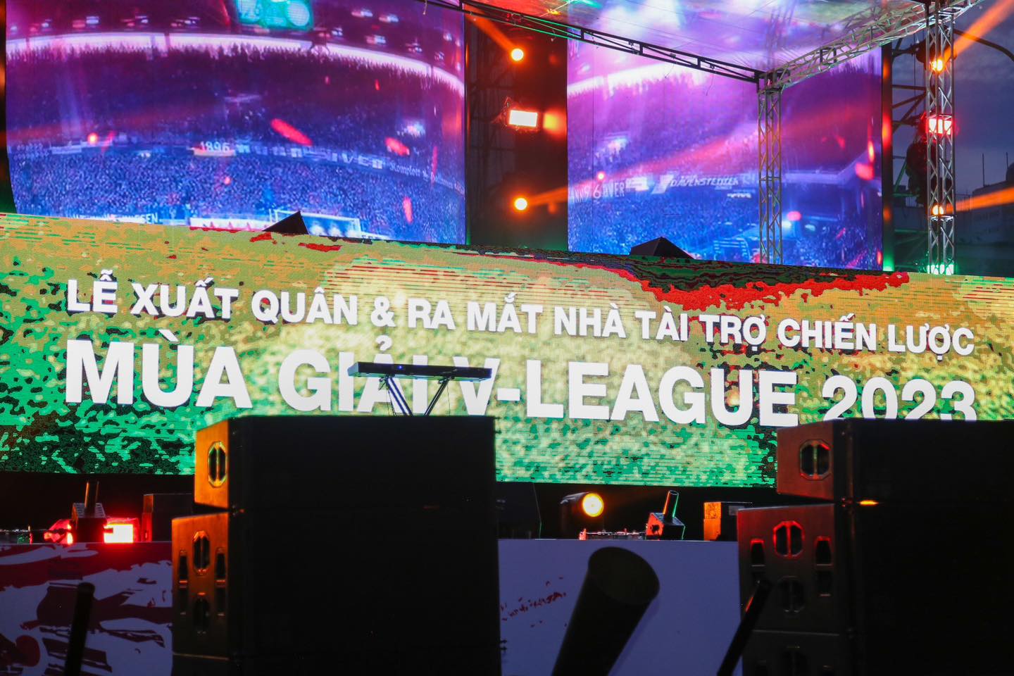 HLV Vũ Tiến Thành chia sẻ mục tiêu của CLB TP.HCM tại V-League 2023 - Ảnh 6 HLV Vũ Tiến Thành chia sẻ mục tiêu của CLB TP.HCM tại V-League 2023 - Ảnh 6