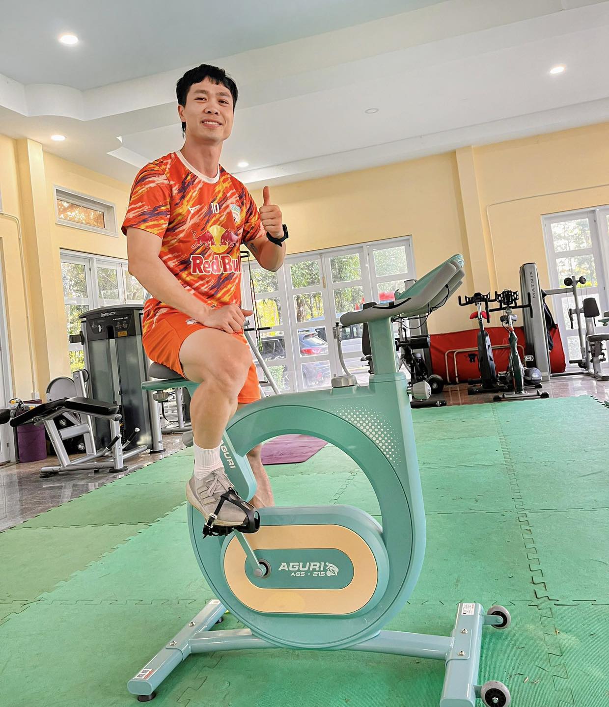 Công Phượng được triệu tập bổ sung lên tuyển Việt Nam, Quang Hải báo tin vui - Ảnh 1