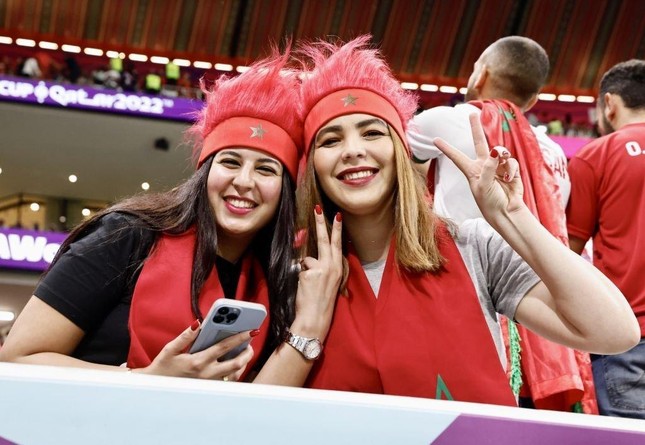 Ảnh: Chiêm ngưỡng nhan sắc nữ CĐV Ma Rốc trên khán đài World Cup 2022 - Ảnh 6 Ảnh: Chiêm ngưỡng nhan sắc nữ CĐV Ma Rốc trên khán đài World Cup 2022 - Ảnh 6