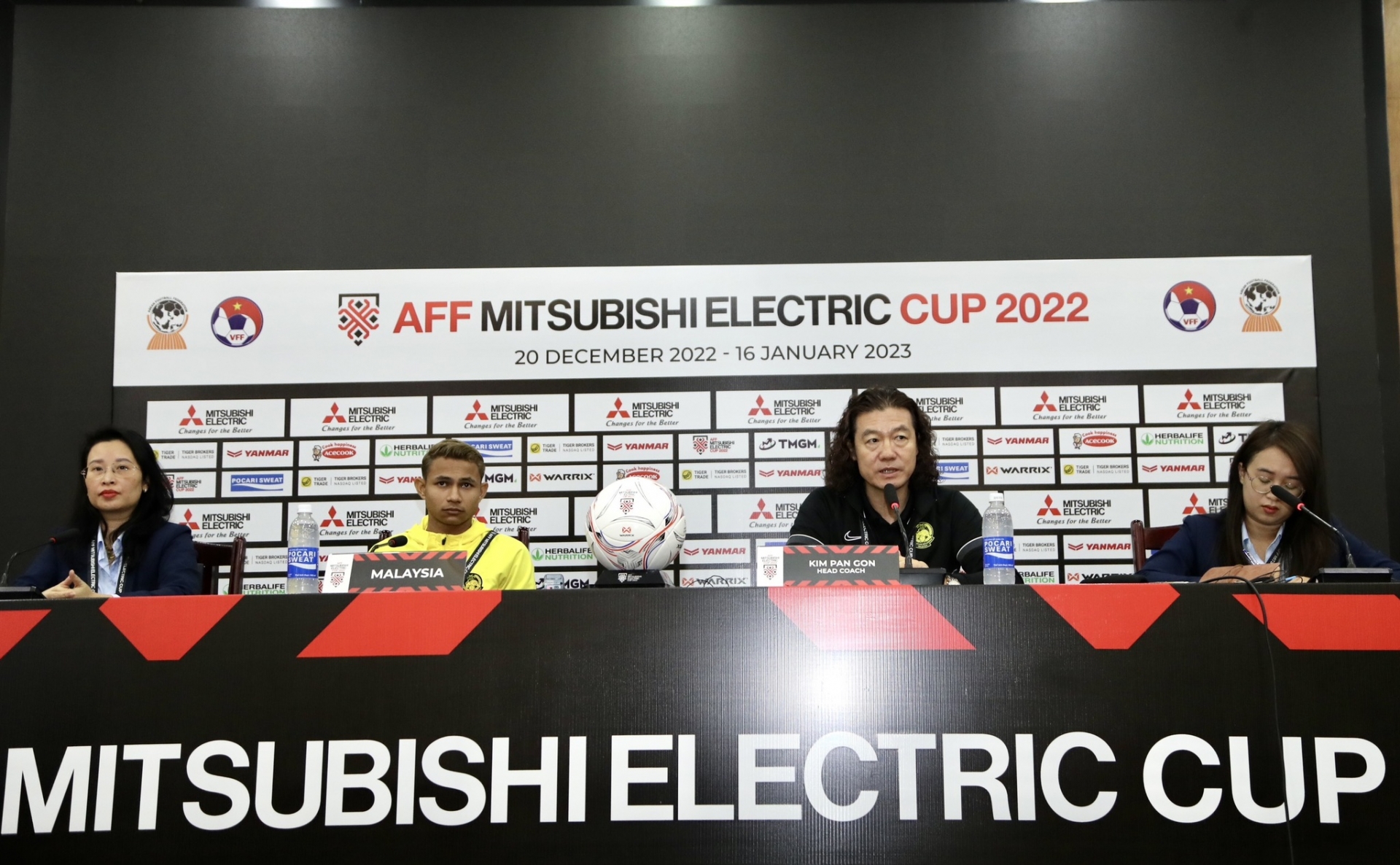 Thầy Park thận trọng, HLV Malaysia chỉ ra khó khăn khi gặp tuyển Việt Nam - Ảnh 1