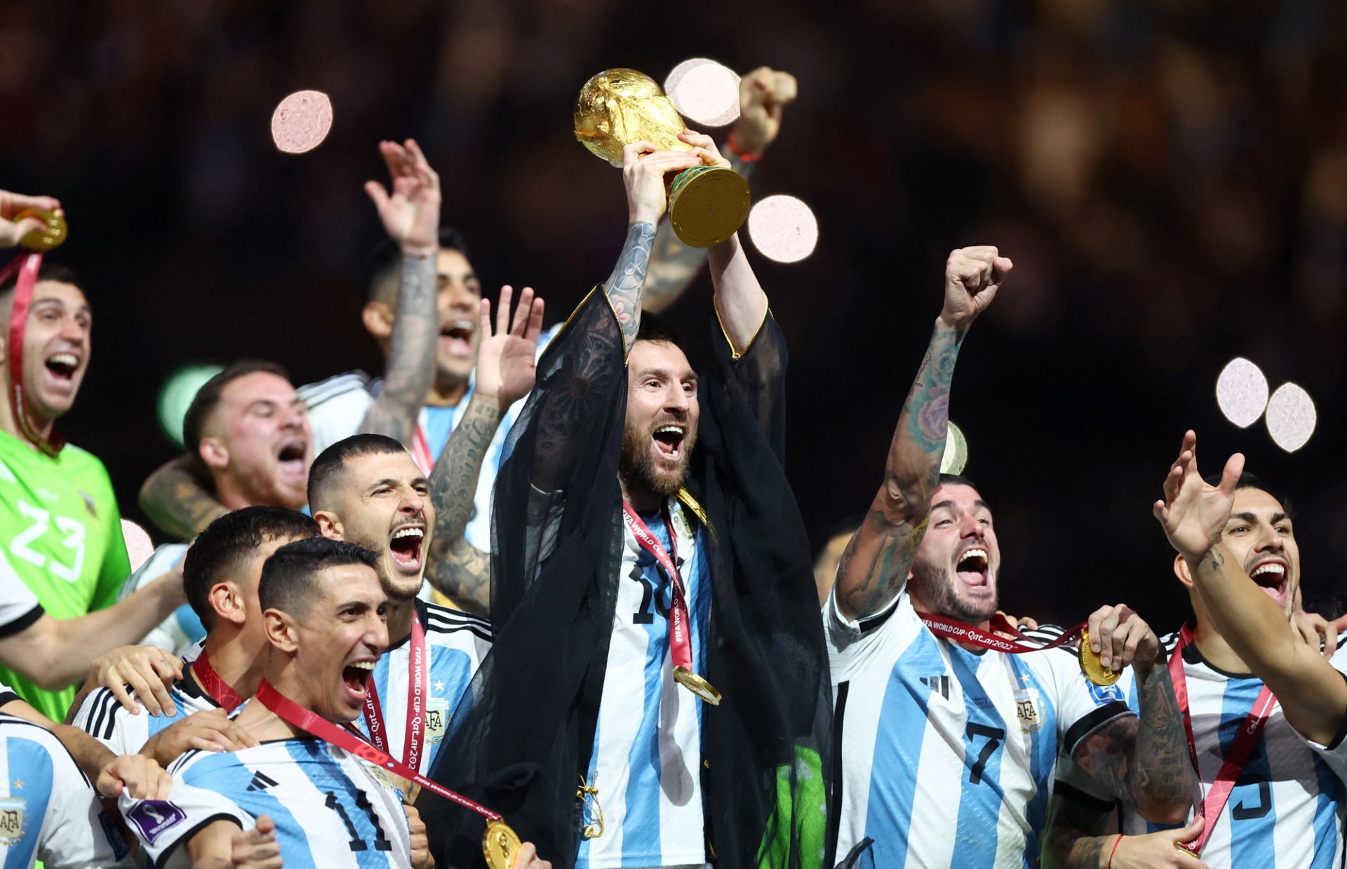 Vô địch World Cup 2022, Messi được ủng hộ làm Tổng thống Argentina. Ảnh: Internet
