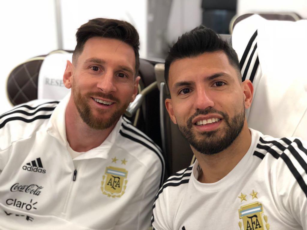 Messi và Aguero là đôi bạn rất thân thiết. Ảnh: Internet