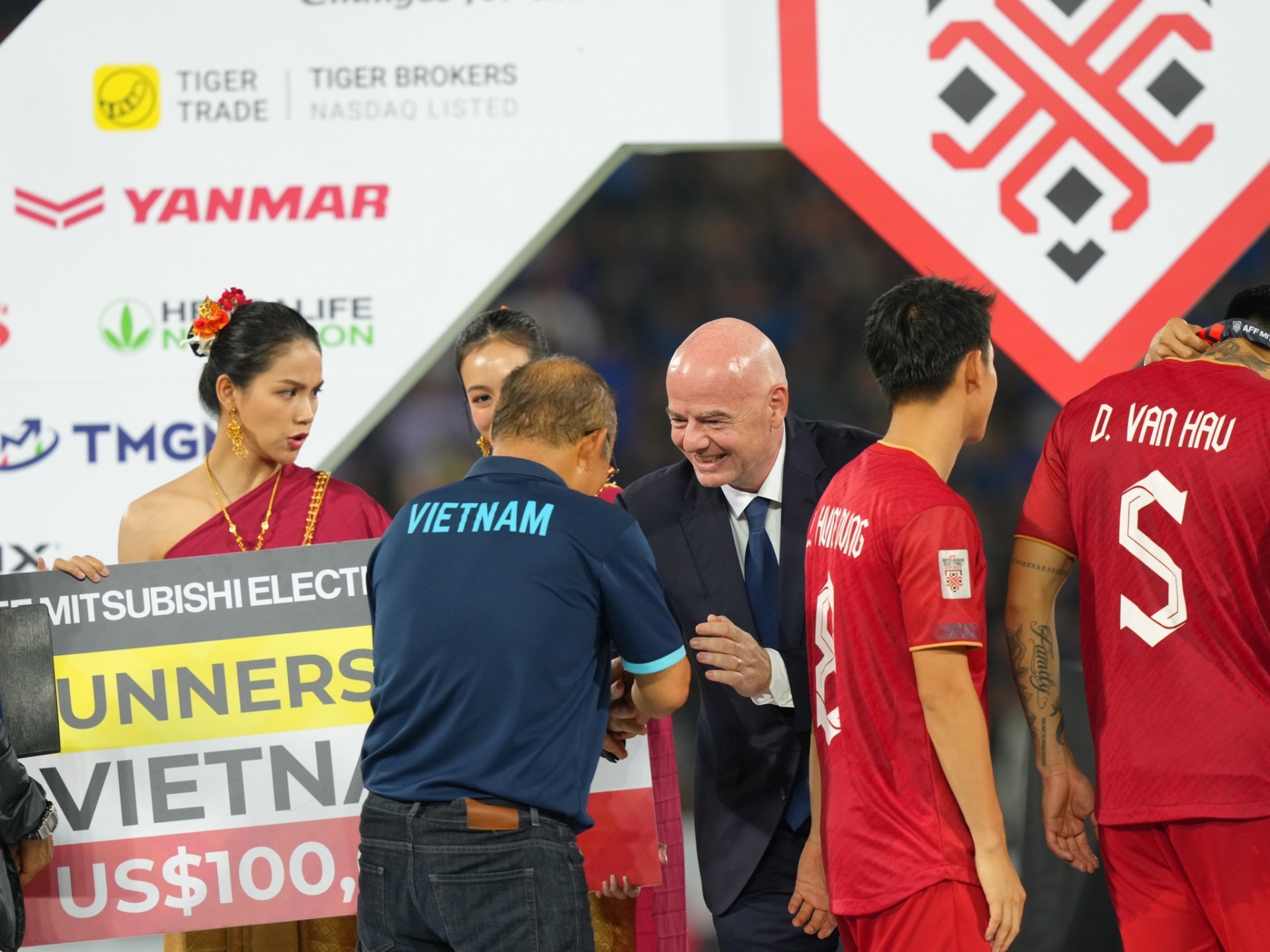 AFF Cup 2022: HLV Park Hang-seo nói về chuyện tương lai sau khi rời ĐT Việt Nam - Ảnh 3 AFF Cup 2022: HLV Park Hang-seo nói về chuyện tương lai sau khi rời ĐT Việt Nam - Ảnh 3