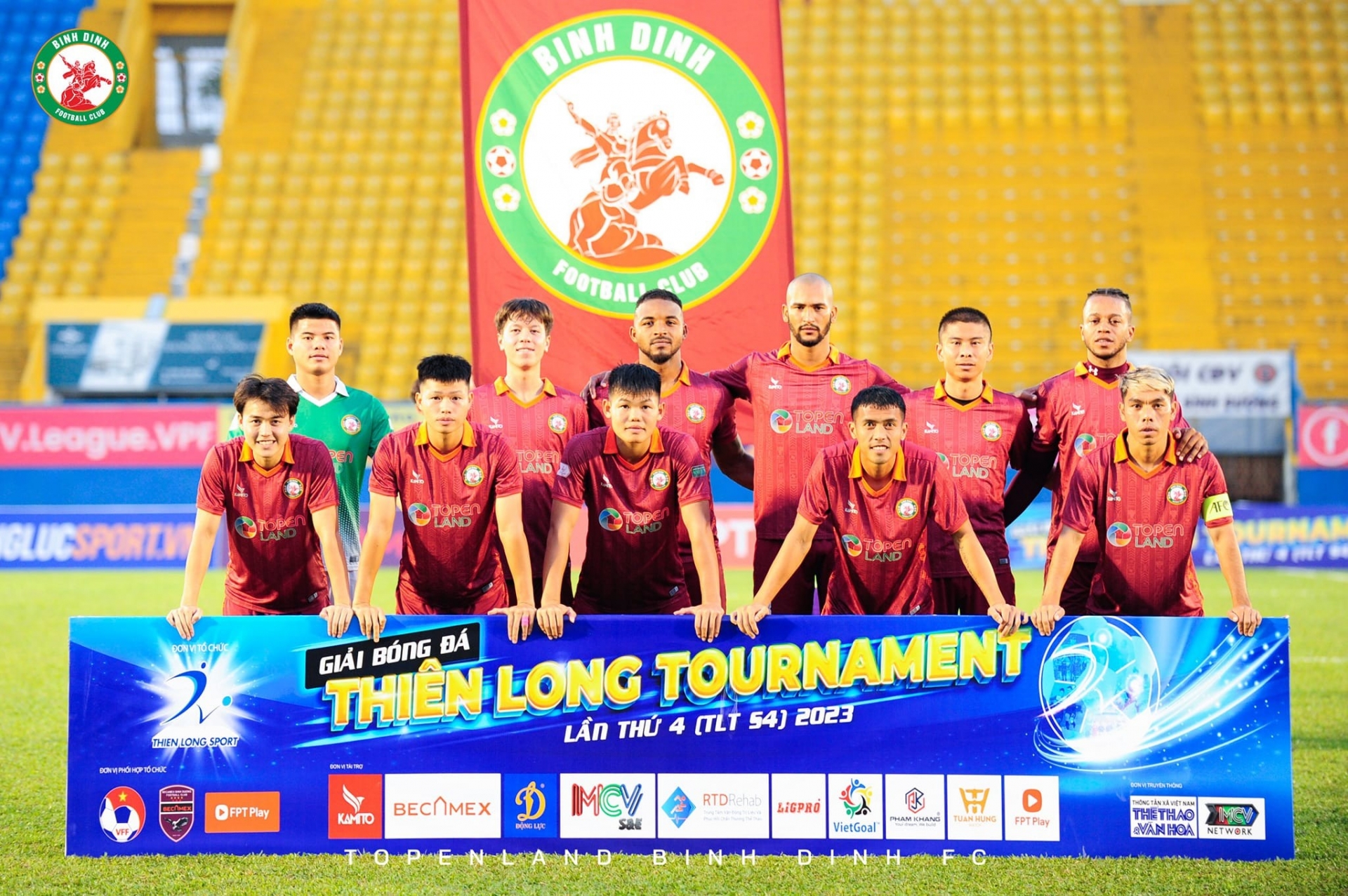 Bất ngờ với tiền thưởng Tết Quý Mão 2023 của các đội bóng V-League - Ảnh 4 Bất ngờ với tiền thưởng Tết Quý Mão 2023 của các đội bóng V-League - Ảnh 4