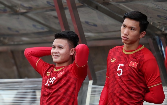 Top 5 QBV Việt Nam 2022 vắng bóng Quang Hải, Văn Hậu - Ảnh 1 Top 5 QBV Việt Nam 2022 vắng bóng Quang Hải, Văn Hậu - Ảnh 1