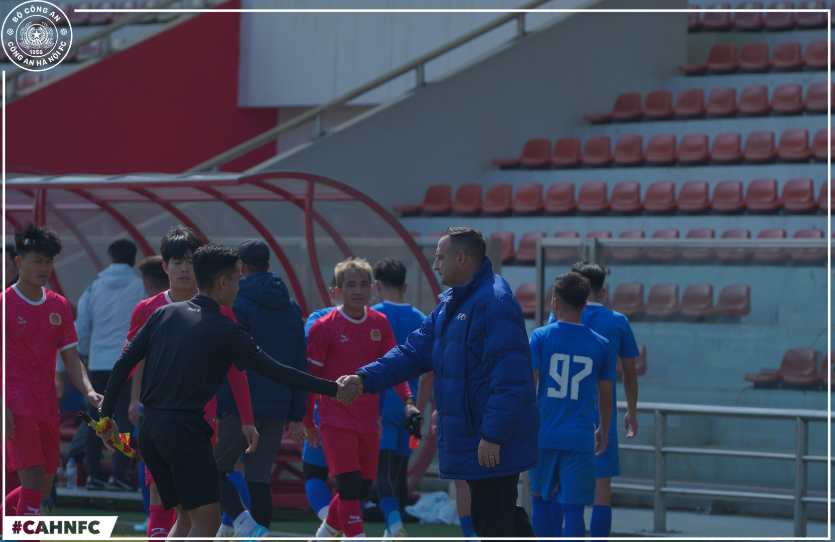 CHÙM ẢNH: Trận giao hữu giữa CLB Công An Hà Nội - CLB Thép Xanh Nam Định - Ảnh 15