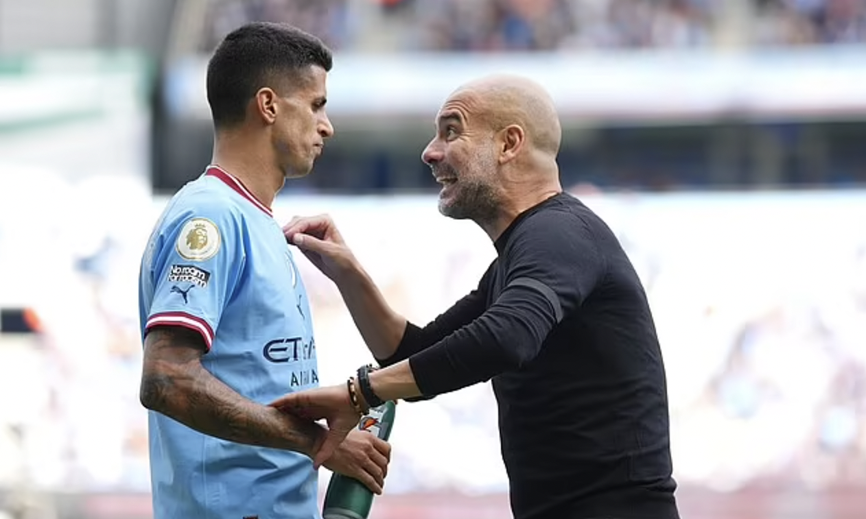 Cancelo đã có những tranh cãi với HLV Pep Guardiola. Ảnh: Internet