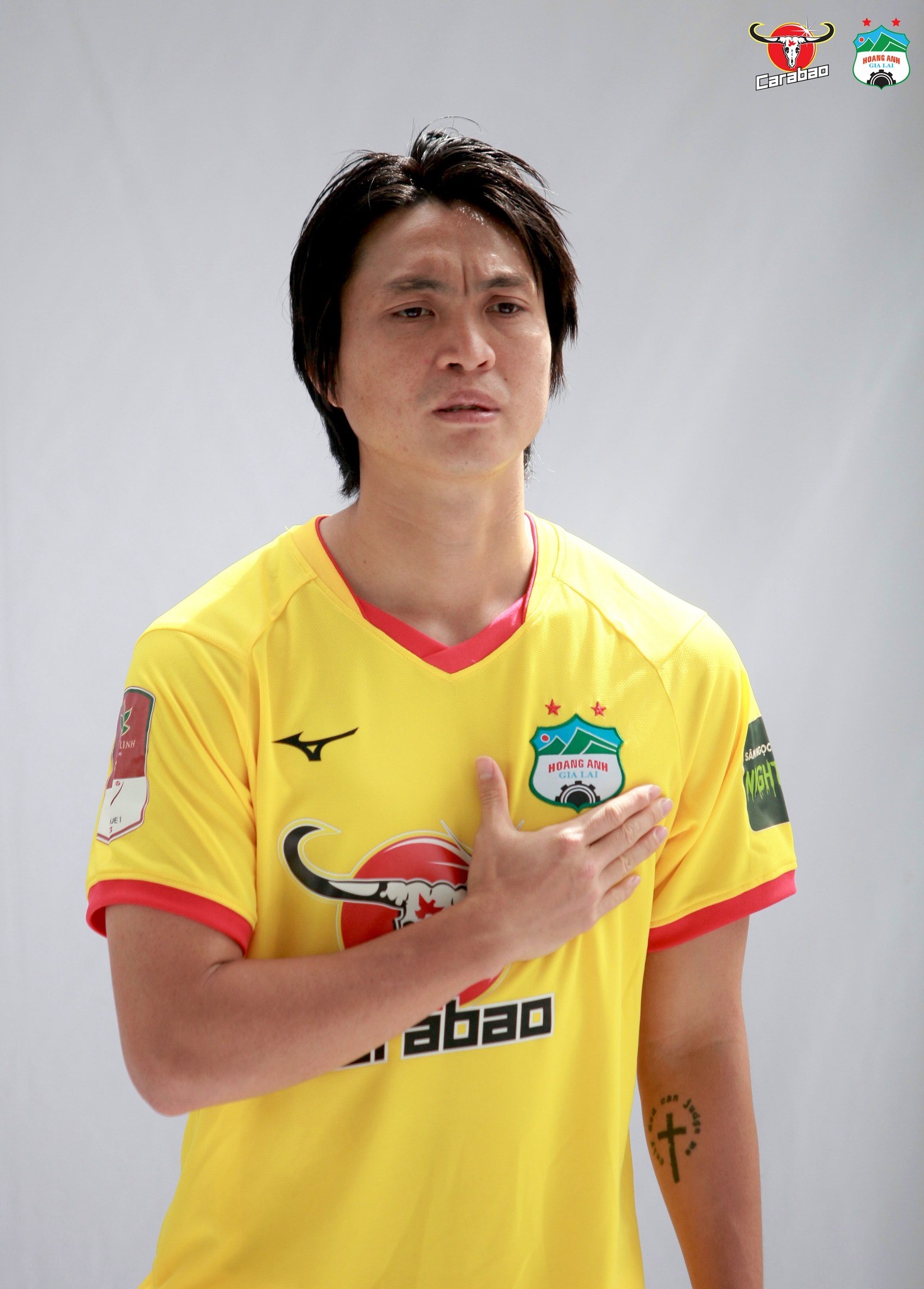 Mẫu áo đấu của HAGL tại V-League 2023. Ảnh: CLB HAGL