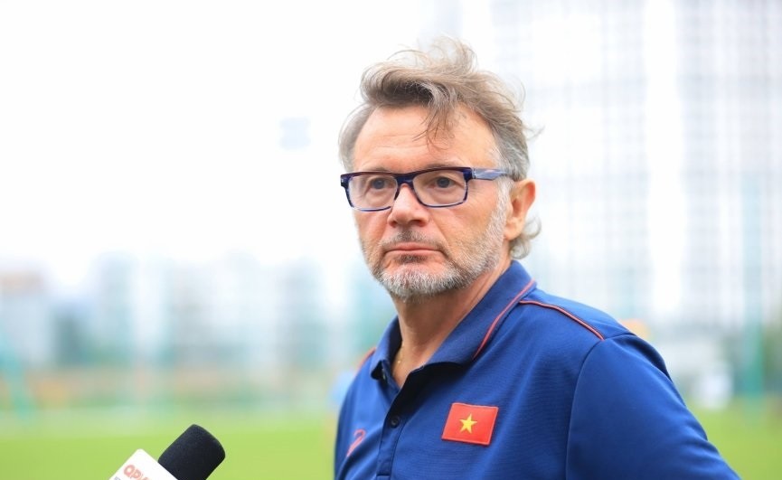 HLV Philippe Troussier được kỳ vọng sẽ giúp bóng đá Việt Nam dự World Cup 2026. Ảnh: Internet