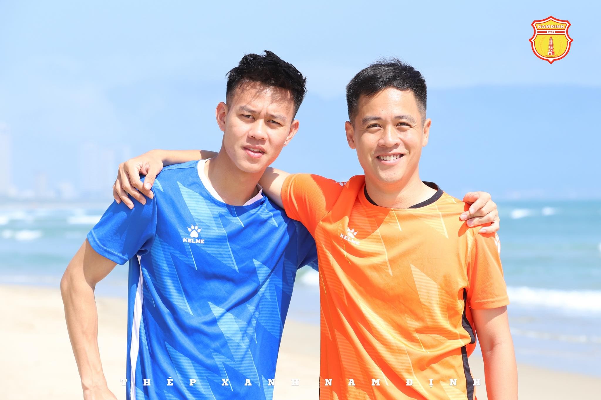 CHÙM ẢNH: CLB Nam Định rạng rỡ ở buổi tập trước trận gặp Đà Nẵng - Ảnh 4