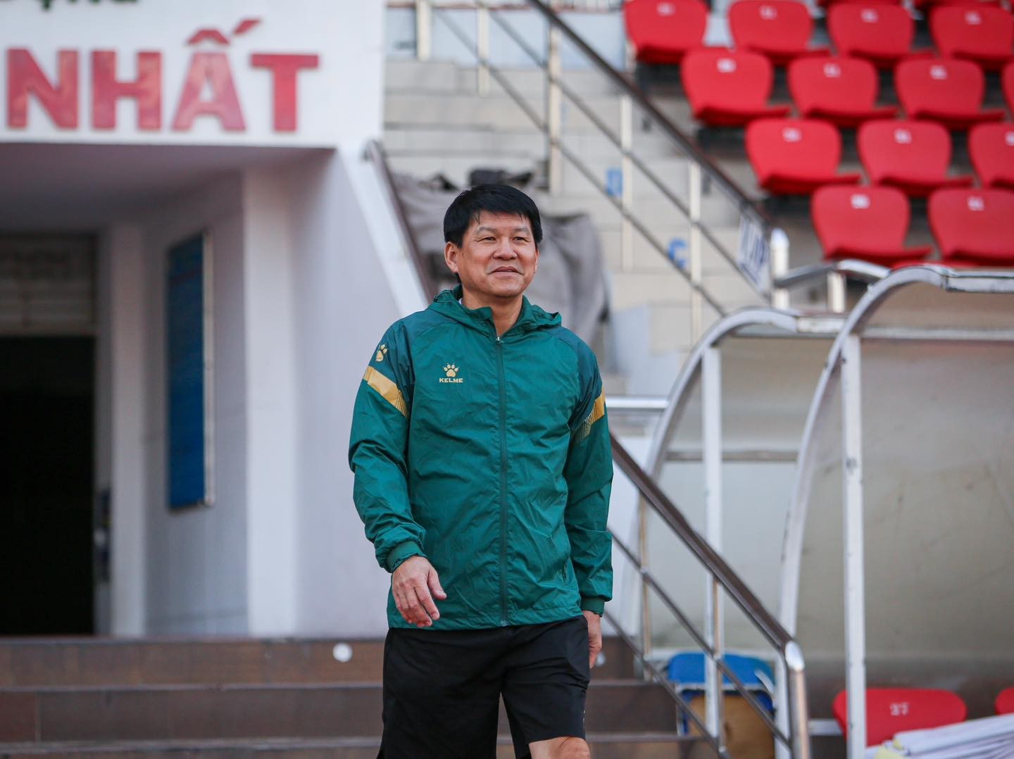 HLV Vũ Tiến Thành đánh giá cao sức mạnh của Hải Phòng. Ảnh: CLB TP.HCM