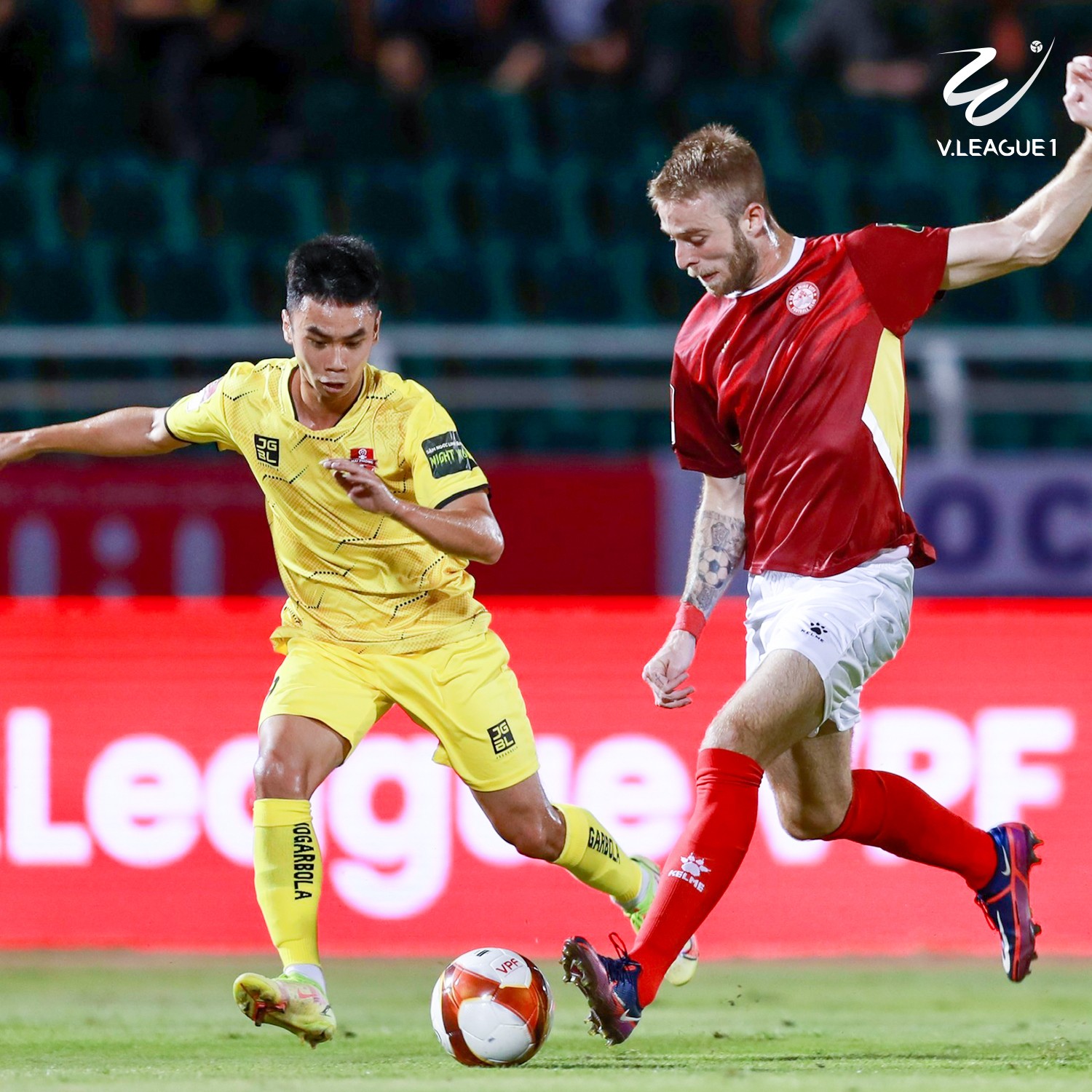 TP.HCM thiếu tiền vệ trụ giỏi. Ảnh: VFF