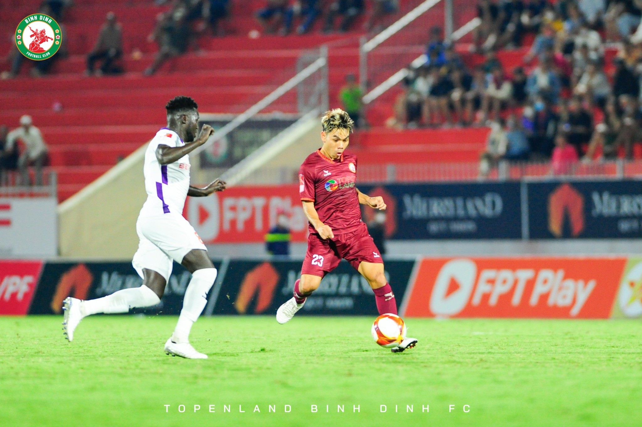 Bình Định giành chiến thắng thứ 2 liên tiếp, HLV Nguyễn Đức Thắng nói gì? - Ảnh 2