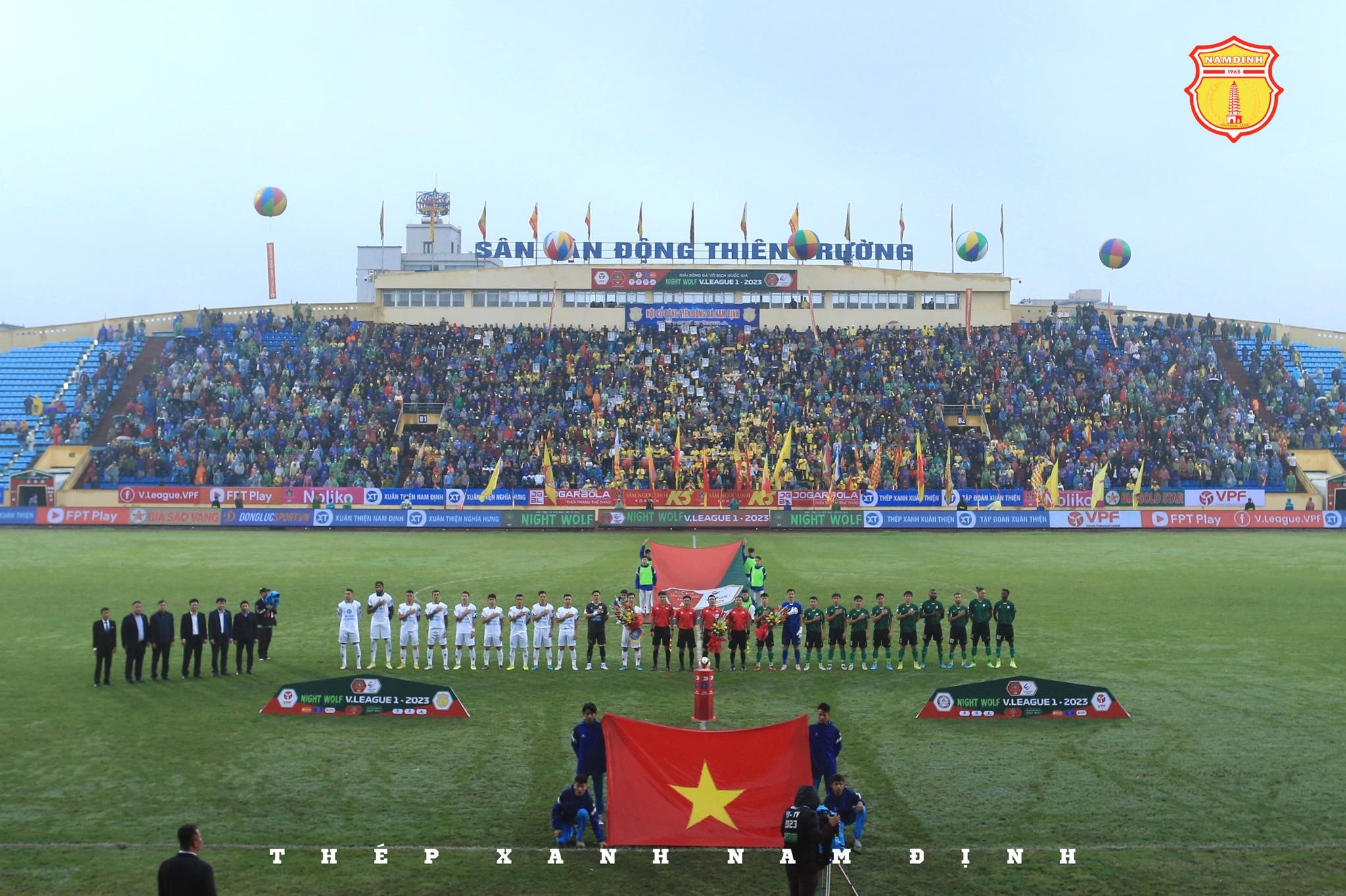 V-League 2023: Vì sao vé xem trận Nam Định gặp HAGL không 'sốt'? - Ảnh 2